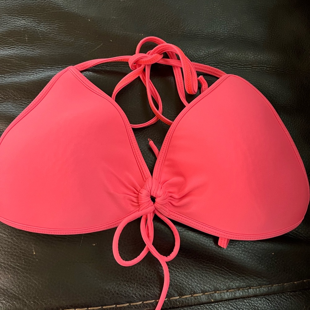 Women’s coral bikini top